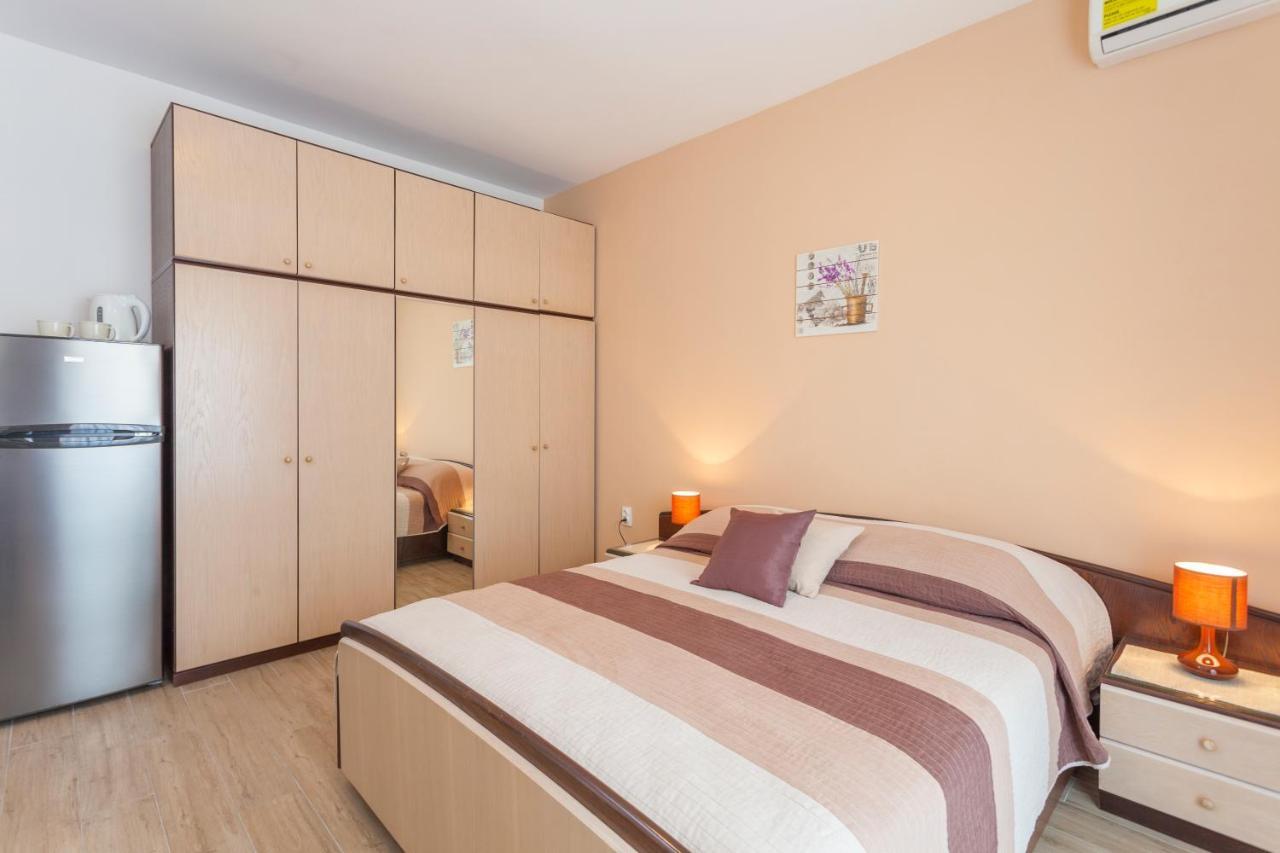 Apartments & Rooms Alagic Makarska Esterno foto