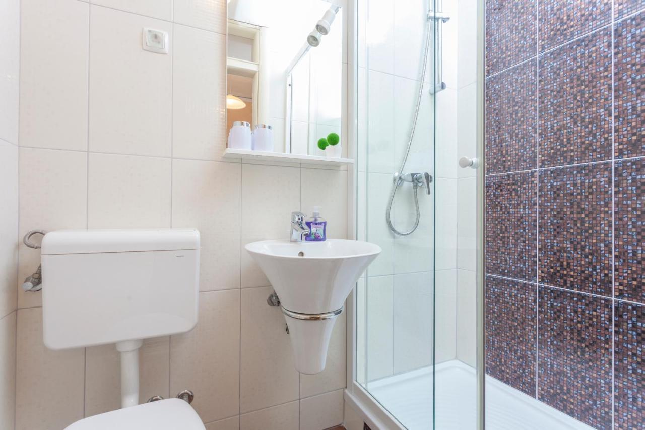 Apartments & Rooms Alagic Makarska Esterno foto