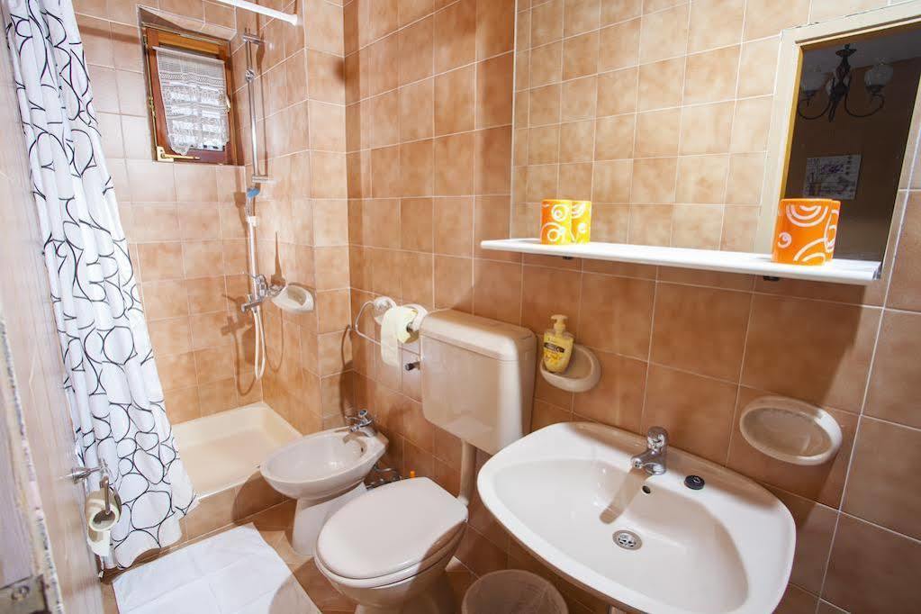 Apartments & Rooms Alagic Makarska Esterno foto